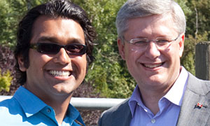 Mo Amir with Prime Minister Stephen Harper